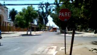 preview picture of video 'Unidad R-1 Rengo saliendo a 10-4 carretera 5 sur a la altura de la empresa san Jose de Apalta'