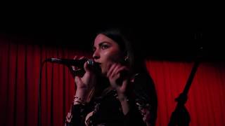 Lilli Passero covering "Warwick Ave"