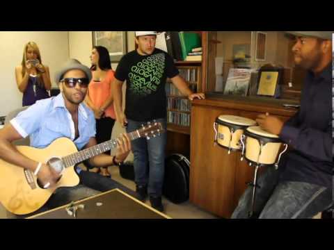 Aquile Live in KISS-FM Studio - "Control"