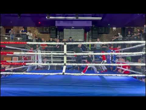 Elliott "The Hitman" Haynes vs Justin Hellon - WMO English Title -32kg