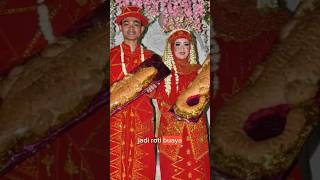 Download lagu Kehadiran roti buaya dalam pernikahan orang betawi bukan sembarangan loh, ternyata ada maknanya mp3