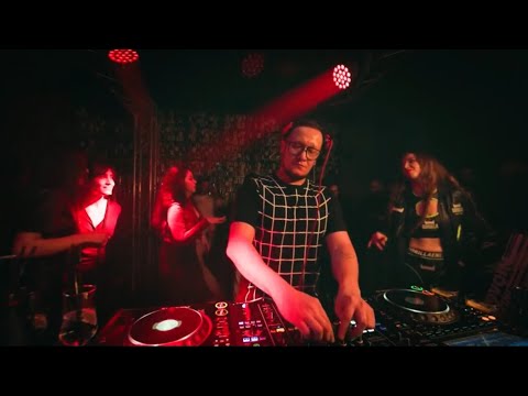 Kadamique - Live from Close Friends