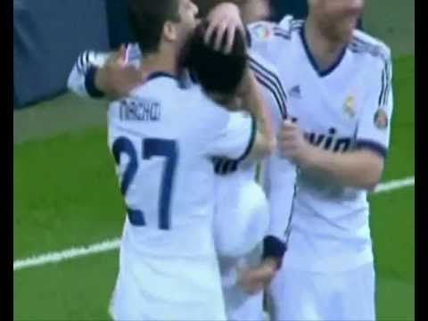 Gol de Raul Albiol Real Madrid vs Malaga