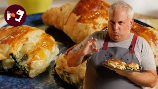 Hojaldres de espinacas, queso y manzana: un aperitivo fácil y ligero que siempre triunfa