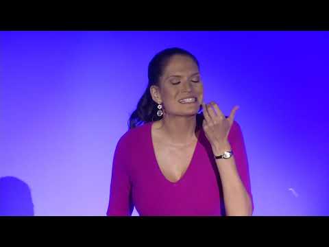 ¿Cómo son las víctimas de violencia de género? | Lorena Álvarez | TEDxTukuyWomen