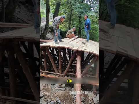 Chỉ Nhờ Cách Xếp Đá, Cây Cầu Này Có Thể Đứng