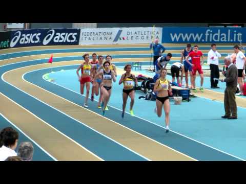 800 metri DONNE indoor