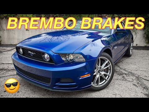 MUSTANG GT BREMBO BRAKES REPLACEMENT - Changing Front Brake Rotors & Pads on a Ford Mustang GT