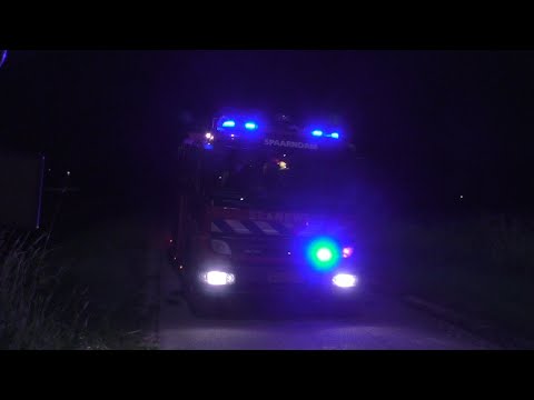 Opkomst en Uitruk Brandweer Spaarndam 12-3230 met spoed naar een brand in Velserbroek
