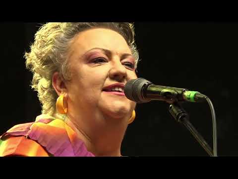 🎵 Kaz Hawkins performing live in Romania - Lonely Boy