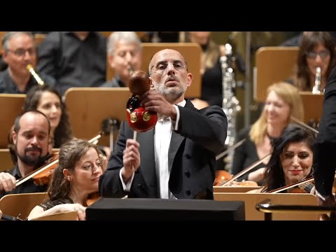 RELOJ SINCOPADO. Leroy Anderson. Director: Raúl Benavent. Solistas: Alfredo Anaya y Alberto Román.