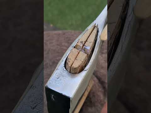 The art of hanging an axe handle with a cross wedge #craftsmanship #asmr  #satisfying