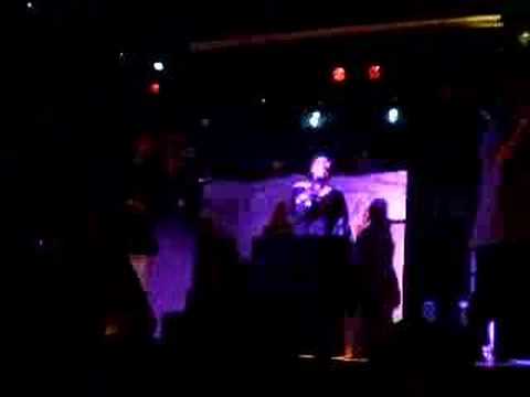 Kien barre no folla (Hipatia)