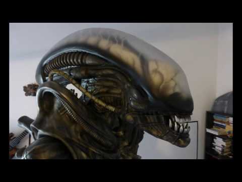 ALIEN Inspired H R Giger's ALIEN  statue 1979