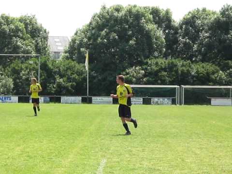 Schot op doel van Bollie!!