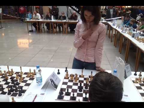 Sachova simultanka ESC