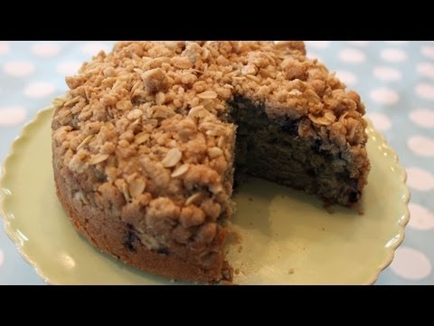 How To Make Blueberry Crumb Cake!