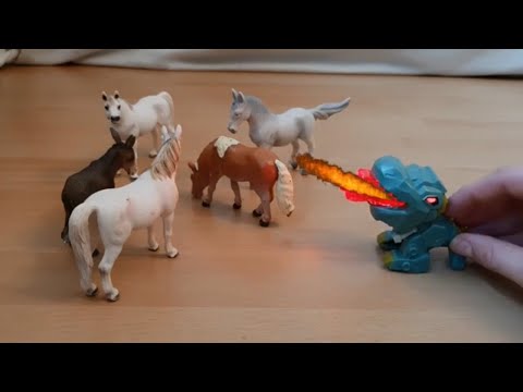 Dragon attacks horses! Captured by a Robber's Quad - PLAYMOBIL  6879