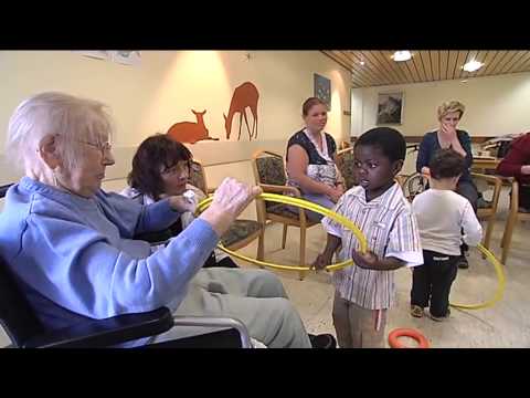 Film Augenblicke   Demenz in der stationären Altenhilfe