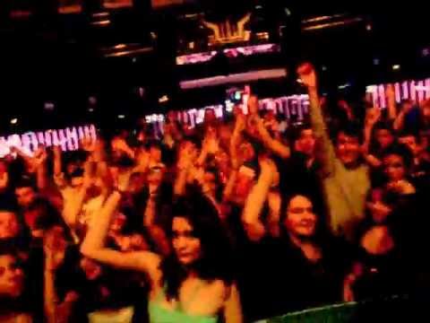 WILLY ALCOCER @ Inauguración PACHÁ REVOLUTION - TSS PROYECT feat.IRANTZU: "Sé feliz"