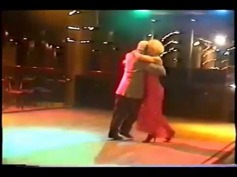 Ricardo Vidort and Muma Valino - La Trilla tango, slow motion