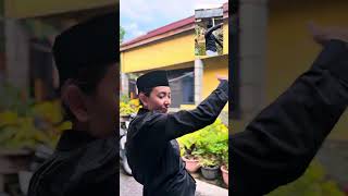 Download lagu Remake video bapakku NU ibu muslimat, permintaan istri, ya udah okekan aja daripada masalah 🙂 mp3
