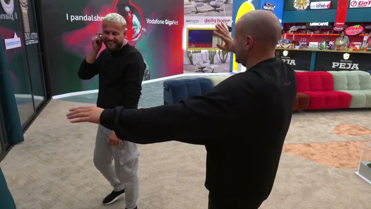 Luizi ngacmon Kristin: Të të marrë Dea finalen?!