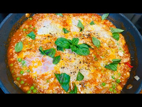 Uova, piselli e pancetta. Poca spesa e tanta resa.