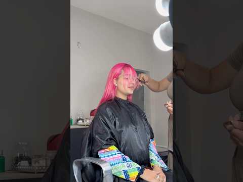A KATLEN CORTOU O CABELO *ficou ruim ?