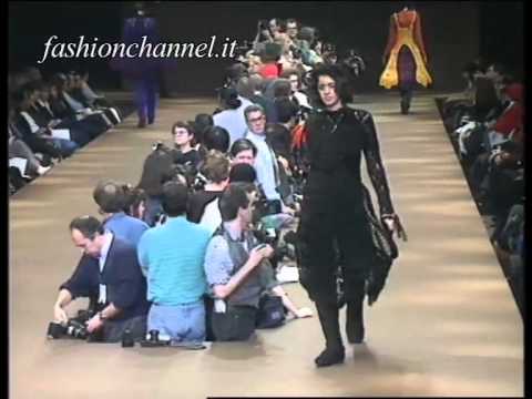 "Yohji Yamamoto" Autumn Winter 1991 1992 Paris 4 of 4 Pret a Porter Woman by FashionChannel