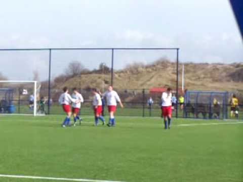 27-03-2010 Quick Boys 4 - Koudekerk 2 Doelpunt Arjen Linstra uit penalty 0-2