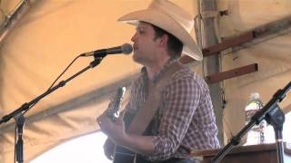 100.7 The Wolf - Justin Moore - Backwoods - Acoustic