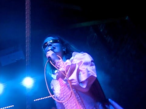 QUEEF JERKY - PINEAPPLE UPSIDE DOWN (LIVE)