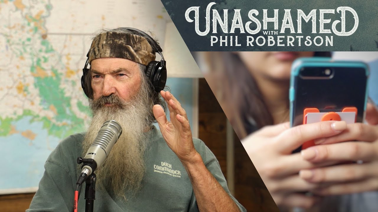 Ep 131 | How Phil Really Felt About the End of Duck Dynasty, Texting Nightmares & Jase's Birthday