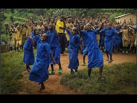 Ruzamenya gusoma u Rwanda rw'ejo (+lyrics) - Karoli Mudahinyuka, 1985