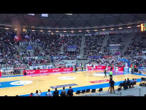 Bakljada Tornada Zadar na utakmici Zadar-Partizan 14.10.2017