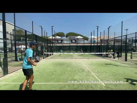 Paul en stage de padel à Barcelone
