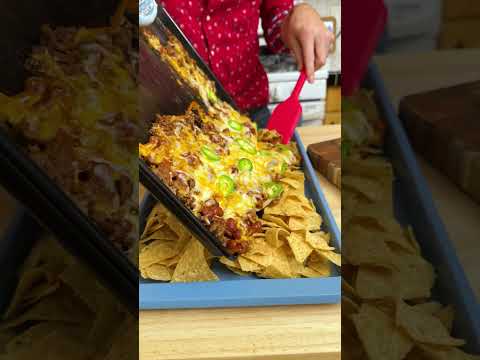 🏈 The ultimate game day nacho hack! #gameday #nachos #appetizers