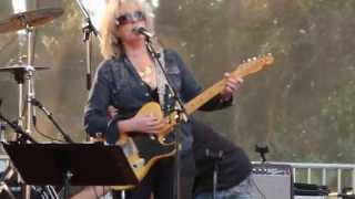 Burning Bridges - Lucinda Williams - 2014 Hardly Strictly Bluegrass