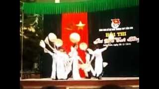 preview picture of video 'Múa Nón - Xin chào Việt Nam - 11A2 - THPT Sầm Sơn'