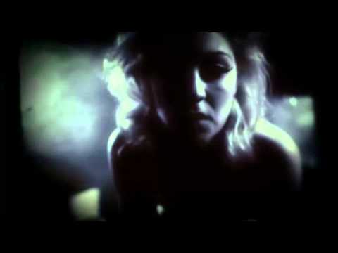 Avec Silenzi   Indelicada Clipe Oficial)