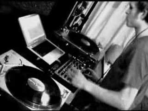 DJ Pip - Ten Minute Mix 002 [Drum & Bass + Gabber?]