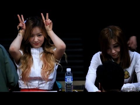 140411 에이핑크(APINK) 용산팬싸인회 윤보미 직캠 #1 by 윤보미가최고다.