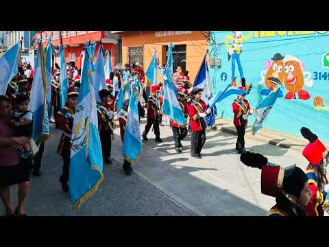 El Mejor Desfile de Independencia Escolar en San Antonio Huista