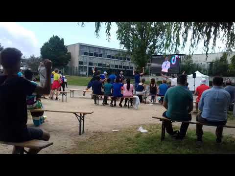 Euro Football  : Hongrie - France  .  Fan Zone à Noisy le sec.  Égalisation Française - 19 juin 2021