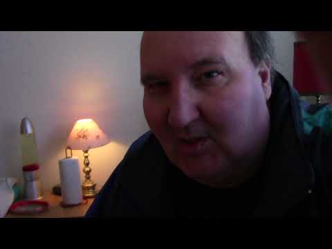 MongoTV_903  - Del 1 - Min Første Scalextric Racerbane -John Forsøger At Samle Den