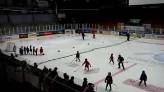 preview picture of video 'Karlskrona HK hockeyskola 23 Jan 2011'