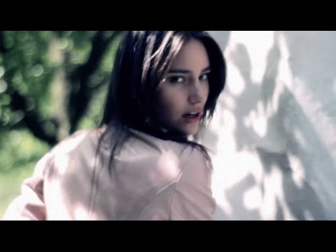 Miss Nine I Kristin Schrot - Goosecraft Gallery Campaign SS14