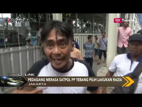 Mencekam! Bentrok PKL vs Satpol PP di Pasar Tanah Abang - Police Line 17/01