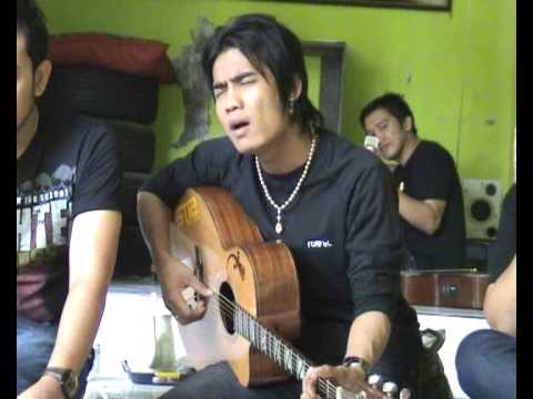 ST12-SAAT TERAKHIR(Akustik and Exclusive) :D